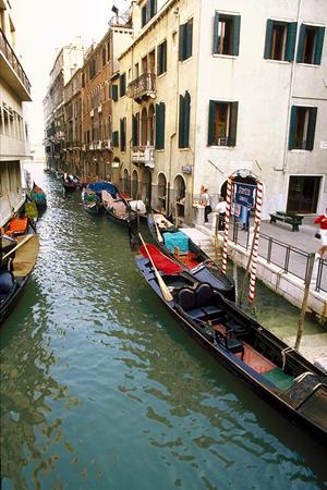 札幌で店舗やオフィスの内装工事の会社をお探しなら